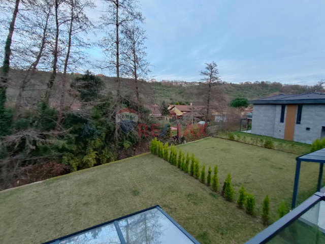 ŞİLE LANSE KORUPARK'TA APLUS 284M2 BAHÇE KULLANIMLI 4+1 VİLLA