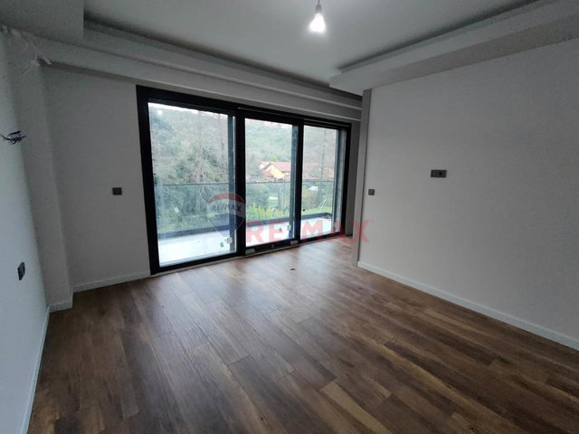 ŞİLE LANSE KORUPARK'TA APLUS 284M2 BAHÇE KULLANIMLI 4+1 VİLLA