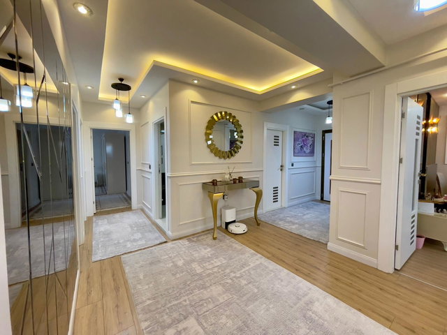REMAX İLKE'DEN YILDIZKENT'TE CİHAN ETAP 5'TE 4+1 SATILIK DAİRE