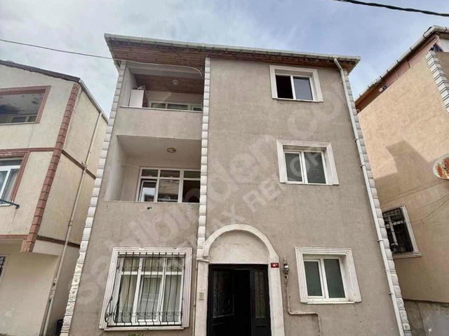 SULTANBEYLİ ABDURRAHMANGAZİ 33 M2 ARSA PAYLI SATILIK 2+1 DAİRE
