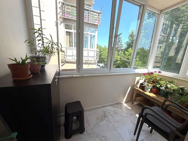MERTER MERKEZDE AÇIK OTOPARKLI GENİŞ DAİRE