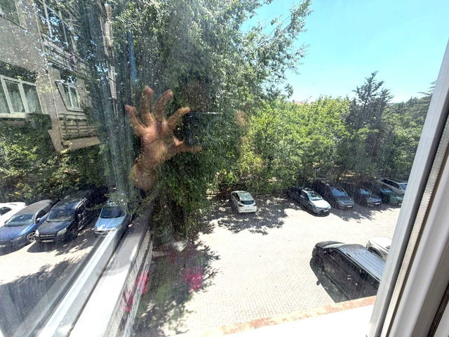 MERTER MERKEZDE AÇIK OTOPARKLI GENİŞ DAİRE