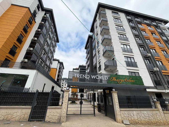 ELİF OCAKTAN'DAN TUZLA AKASYA EVLERİNDE CADDEYE CEPHE 3+1 DAİRE