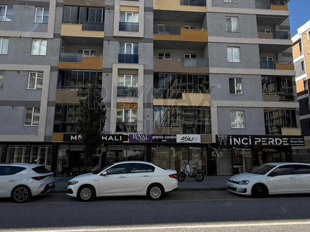RE/MAX LACİVERT'TEN KOMBİNA HİRAPARK'TASATILIK 2+1 DAİRE