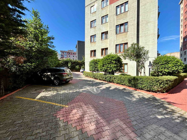 ATAŞEHIR POLAT GÜNEYÇAM 7 SITESI METROYA YAKIN KIRALIK 3+1 DAIRE