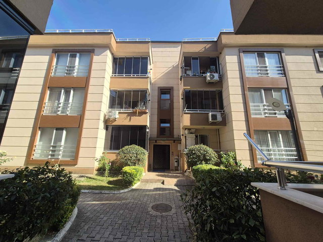 KARTEPE FSM BAHÇEŞEHİR KOLEJİ YAKINI GÜLAŞ SİTESİ SATILIK DAİRE