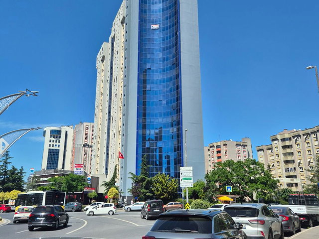 ATAŞEHIR ATAÜRK MAHALLESI GARDENYA REZIDANS'TA 3+1 DAIRE