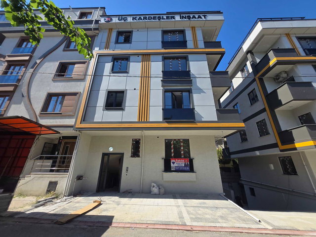 REMAX ASHILL SANCAKTEPE METROYA CADDEYE YAKIN KAPALI MUTFAK