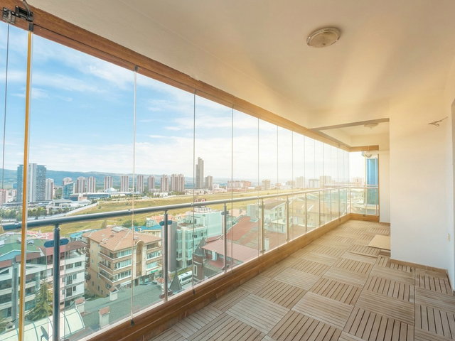 GÖKTE ORAN'DA PANORAMİK MANZARALI, 4+1'DEN 2+1' KİRALIK DAİRE