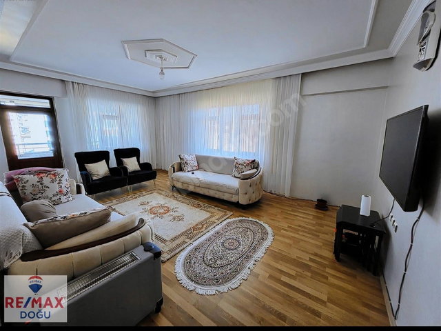 REMAX DOĞUDAN SANAYİ MAHALLESİ'NDE SATILIK DUBLEKS DAİRE