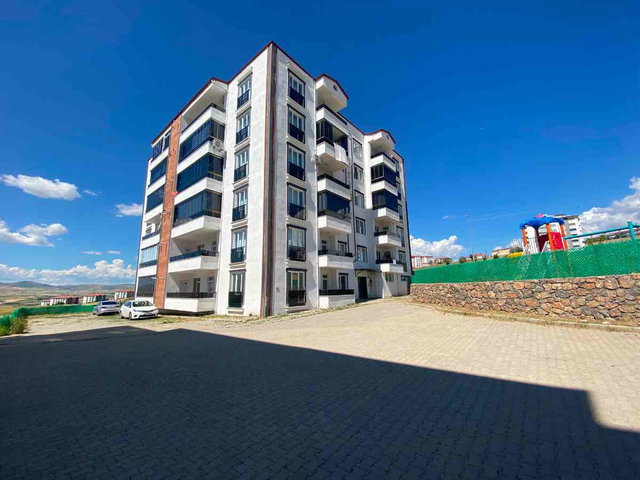 REMAX DOĞU'DAN PALU DA FIRSAT SATILIK DAİRE