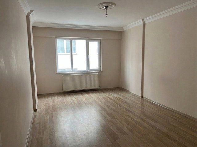 REMAX BEYAZ DEMİRTAŞ DUMLUPINAR DA 2+1 KİRALIK DAİRE