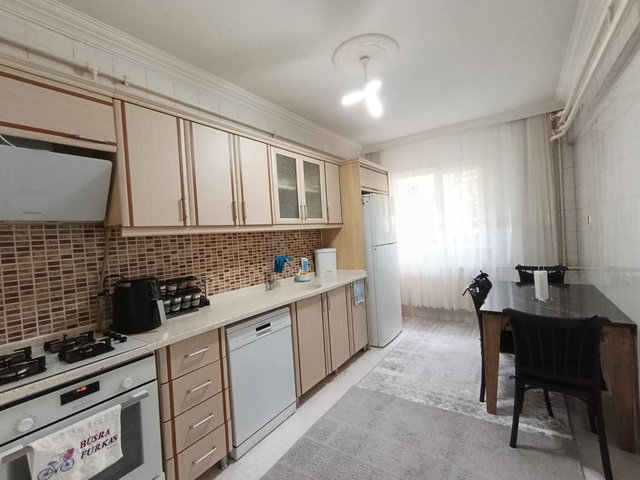 REMAX İLKE'DEN YILDIZKENT'TE 3+1 SATILIK BODRUM KAT