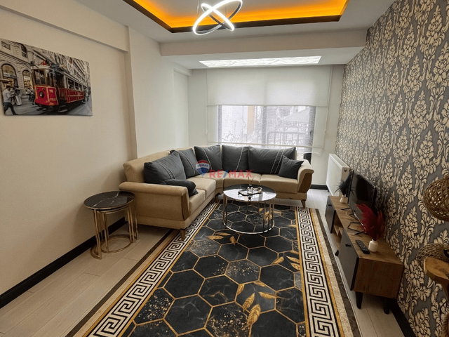 REMAX DOĞU'DAN ATAŞEHİR MERKEZİ NOKTADA 1+1 KİRALIK DAİRE