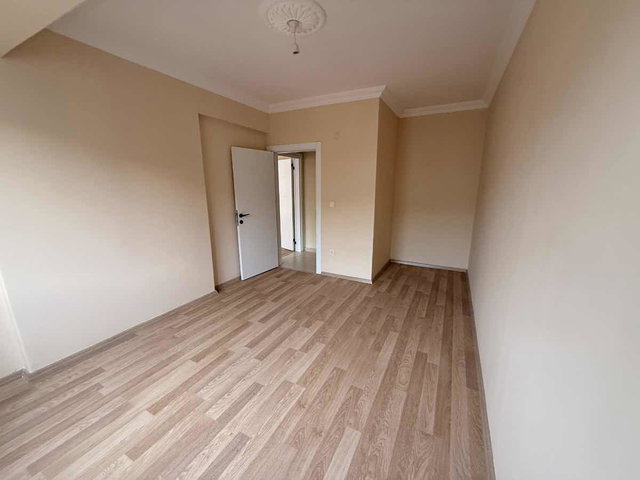DURUSU PARK SITESI SATILIK 3+1 GENIŞ DAIRE