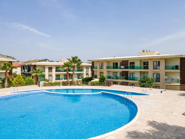 SİTE İÇERİSİNDE HAVUZLU SATILIK BAHÇE KATI 3+1 DAİRE