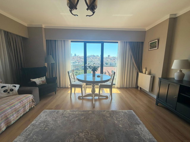 KAĞITHANE HASBAHÇE GENYAP 2+1 MANZARALI SİTE İÇİ SATILIK DAİRE