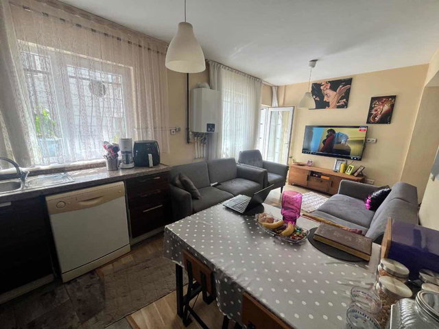 HALİDE EDİP ADIVAR MAHALLESİN'DE 1+1 SATILIK DAİRE