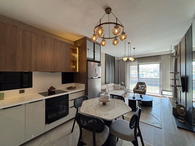 SARAYCIKTA LÜKS KONFORLU 2+1 SATILIK DAİRE