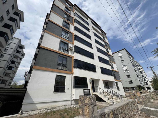 REMAX DOĞU'DAN SÜRSÜRÜ'DE SIFIR 3+1 DAİRE
