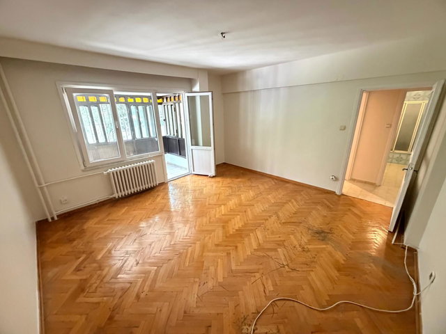 ORTAKLAR CAD. PARALELINDE OTOPARKLI ASANSÖRLÜ SATILIK 2+1 DAIRE