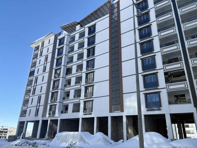 REMAX DOĞUDAN SATILIK LÜX DAİRE