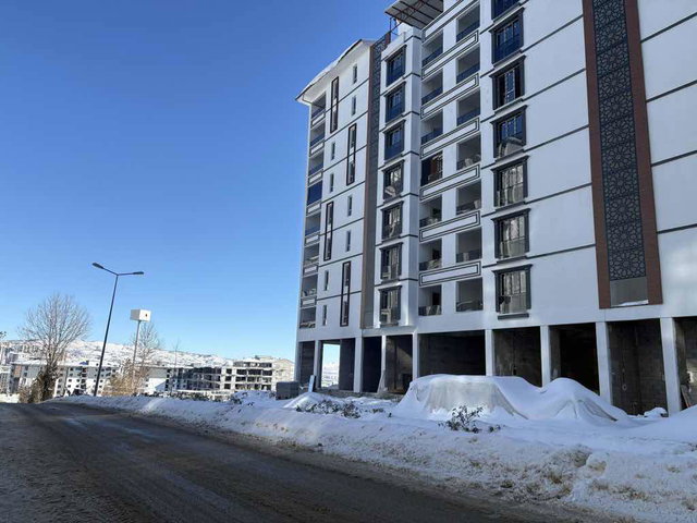 REMAX DOĞUDAN SATILIK LÜX DAİRE
