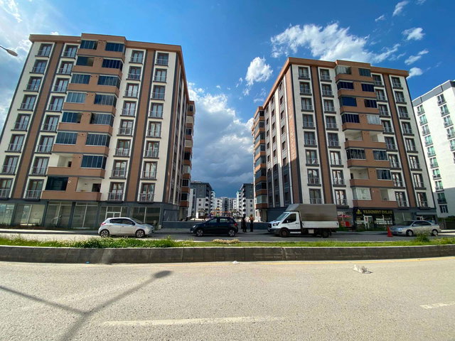 REMAX İLKE'DEN YILDIZKENT'TE 3+1 ULTRA LÜKS KİRALIK DAİRE