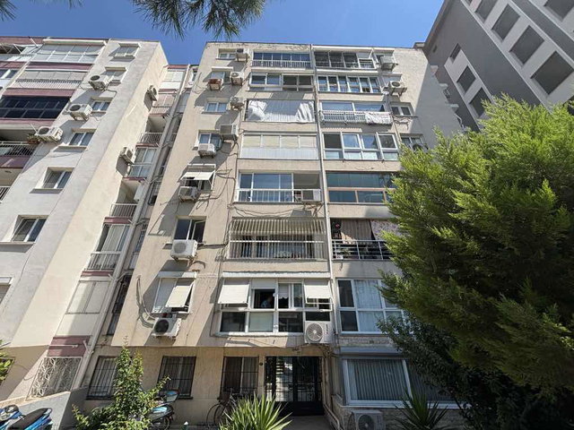 NALDÖKEN İZBAN CEPHELİ ÖNÜ AÇIK ASANSÖRLÜ 3+1 KİRALIK DAİRE