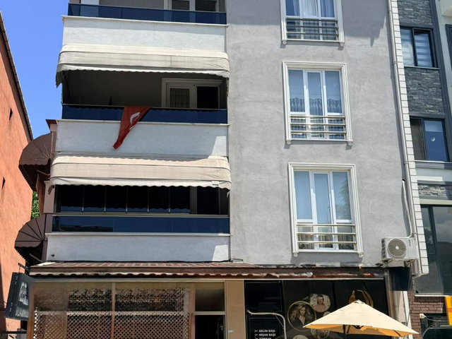 İZMİT KURUÇEŞME İNKİLAP CADDESİ'NDE SATILIK 2+1 DUBLEKS DAİRE