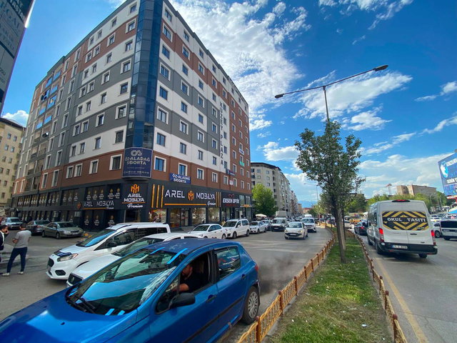 REMAX İLKE'DEN SARAYBOSNA CADDESİ'NDE 3+1 SATILIK SIFIR DAİRE