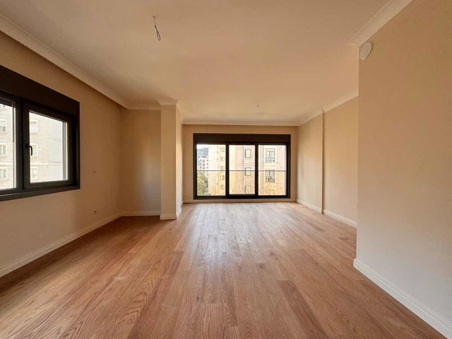 SUADİYE'DE SATILIK 2+1 SIFIR DAİRE!