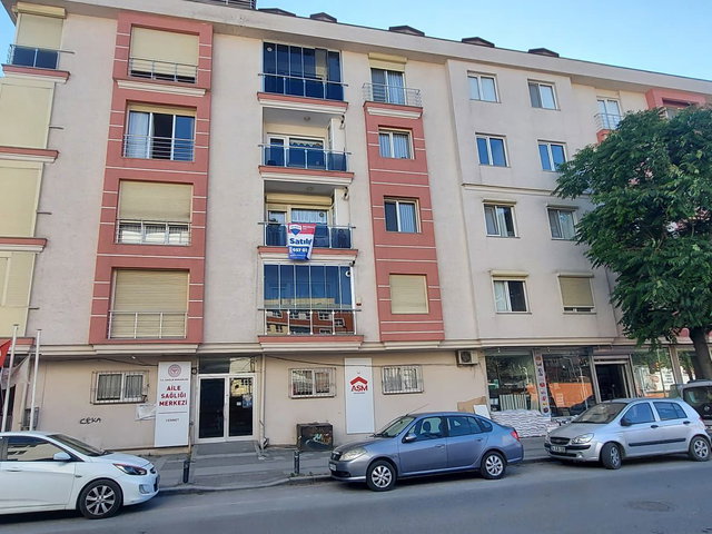 KÜÇÜKÇEKMECE CENNET MAHALLESİ TURGUTREİS CADDESİNDE 3+1 160 M2 SATILIK DAİRE