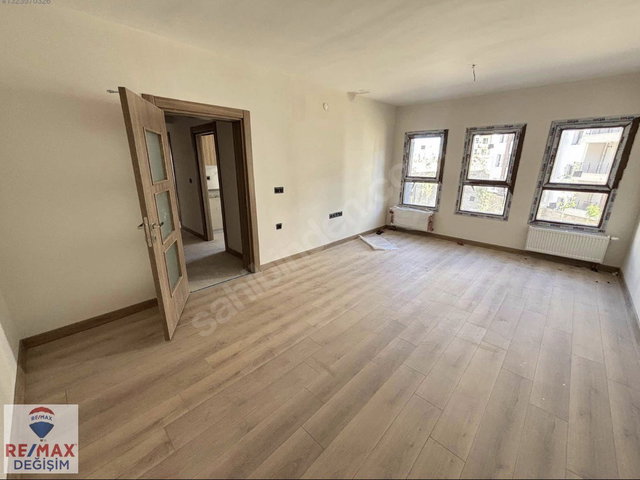 REMAX DEĞİŞİM MÜCAHİTTEN AKSARAY TOKİLERDE KİRALIK DAİRE