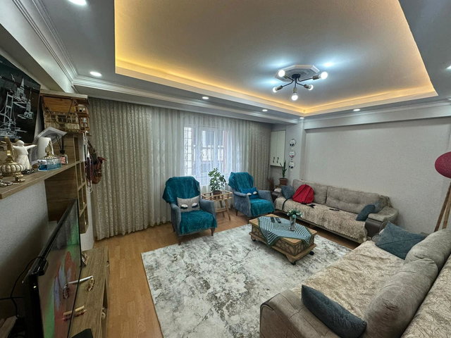 SULTANÇİFTLİĞİ MAHALLESİ'NDE 2+1 ARA KAT SATILIK DAİRE