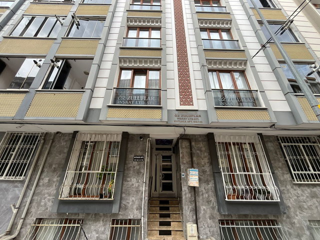 SAADETDERE MAH. METROBÜSE YAKIN  2+1 SATILIK DAİRE