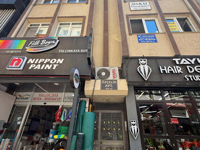 KOCAELI İZMIT ÖMERAĞA MAHALLESI EŞYALI 2+1 KIRALIK DAIRE