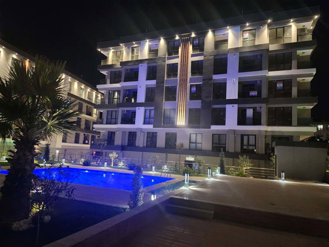 REMAX GELİŞİM'DEN KISA KATLI BUTİK SİTEDE SIFIR 3+1 DAİRE
