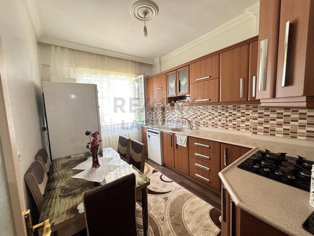 RE/MAX LACIVERT'TEN DADAŞKENT'TE SATILIK 3+1 DAIRE