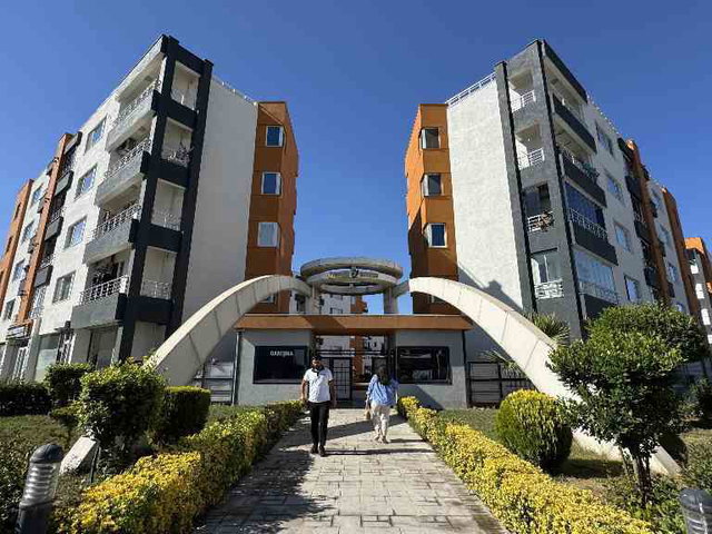 MİMARSİNAN MAHALLESİ DEFNE 2 SİTESİNDE 1 DAİRE FİYATINA 2 DAİRE
