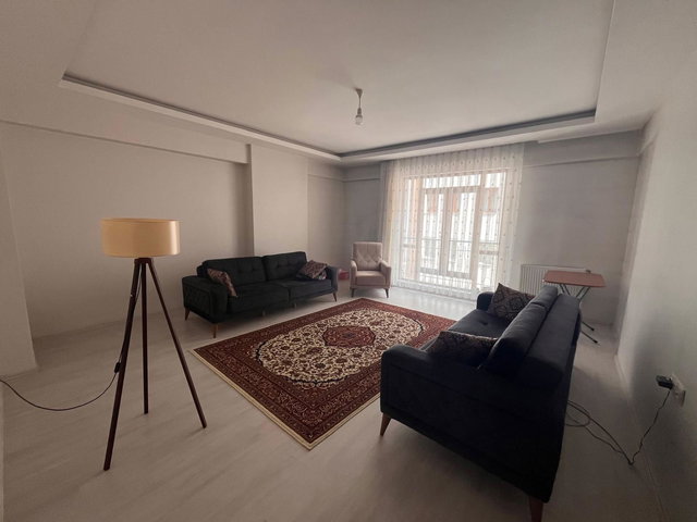 REMAX İLKE'DEN TERMİNAL CADDESİ'NDE 3+1 SATILIK DAİRE