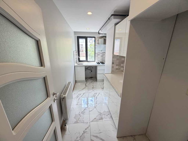 CEYLAN PANORAMA EVLERİ’NDE SATILIK 2+1 METROYA YAKIN