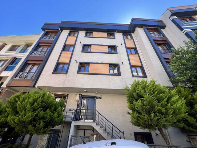 LİBADİYE CADDESİNE PARALEL HARİKA KONUMDA 2+1 DAİRE