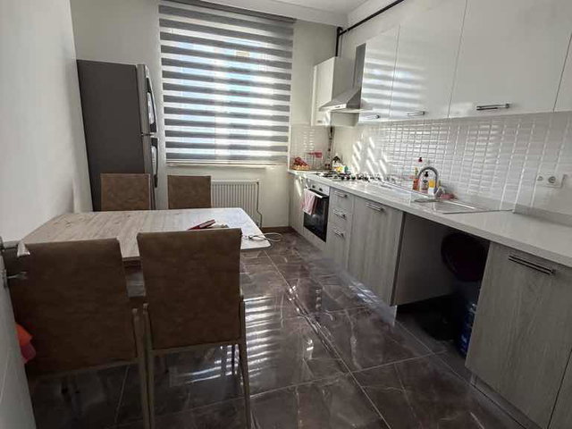 ESENYURT YEŞİLKENT MERKEZİ KONUMDA SATILIK 3+1 FERAH TEMİZ  DAİRE