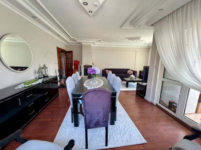 REMAX TOPRAK'TAN MİMAROBA EMLAK KONUT SİTESİNDE SATILIK 4+1 DAIRE