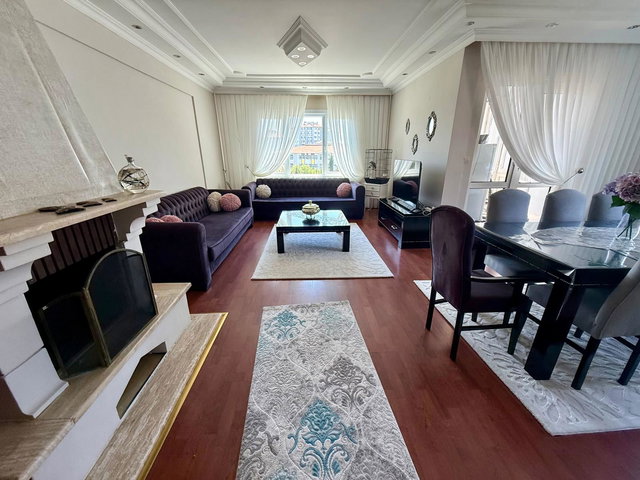 REMAX TOPRAK'TAN MİMAROBA EMLAK KONUT SİTESİNDE SATILIK 4+1 DAIRE