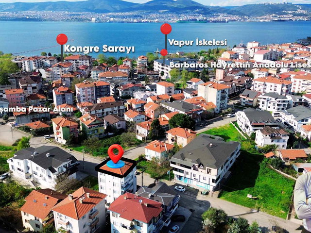 GÖLCÜK KAVAKLIDA SATILIK 2+1 DAIRE ISKANLI VE TAKASA AÇIK