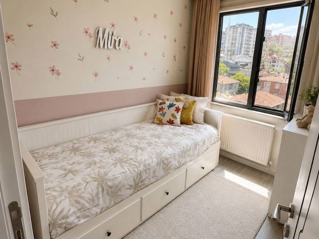 HALİÇ EVLERİ SİTESİ'NDE MANZARALI 2+1 SATILIK DAİRE .