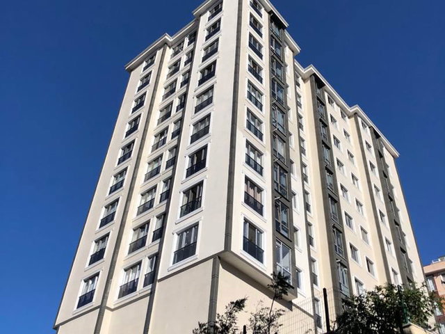 HALİÇ EVLERİ SİTESİ'NDE MANZARALI 2+1 SATILIK DAİRE .