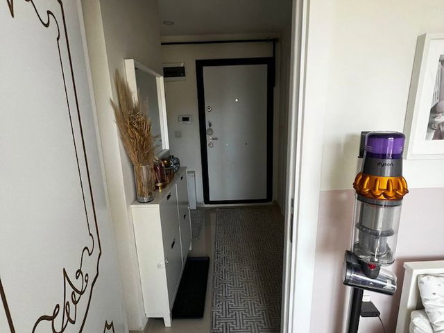 HALİÇ EVLERİ SİTESİ'NDE MANZARALI 2+1 SATILIK DAİRE .